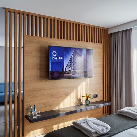 Q Hotel Plus Wroclaw Bielany Buitenkant foto