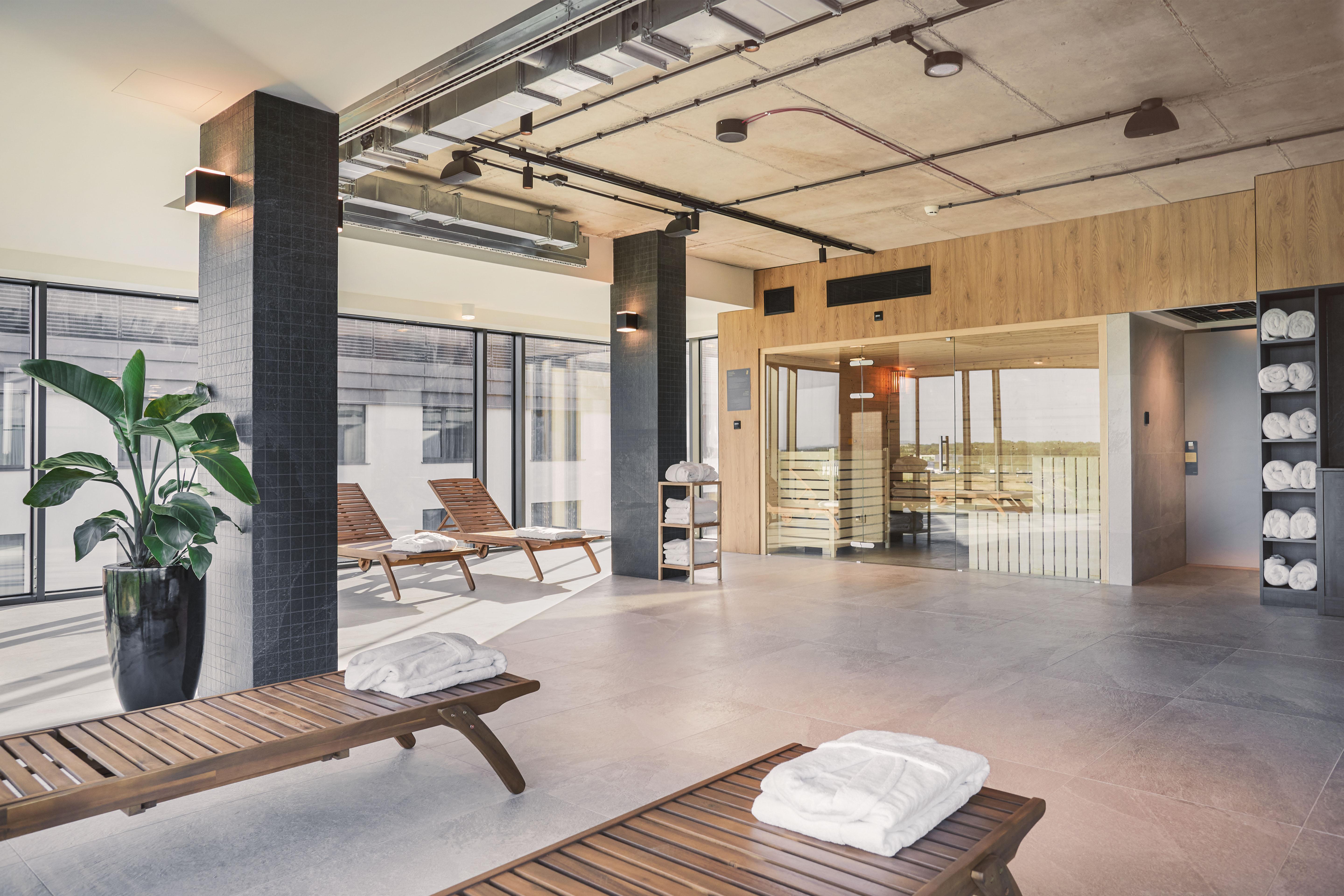 Q Hotel Plus Wroclaw Bielany Bielany Wrocławskie Buitenkant foto