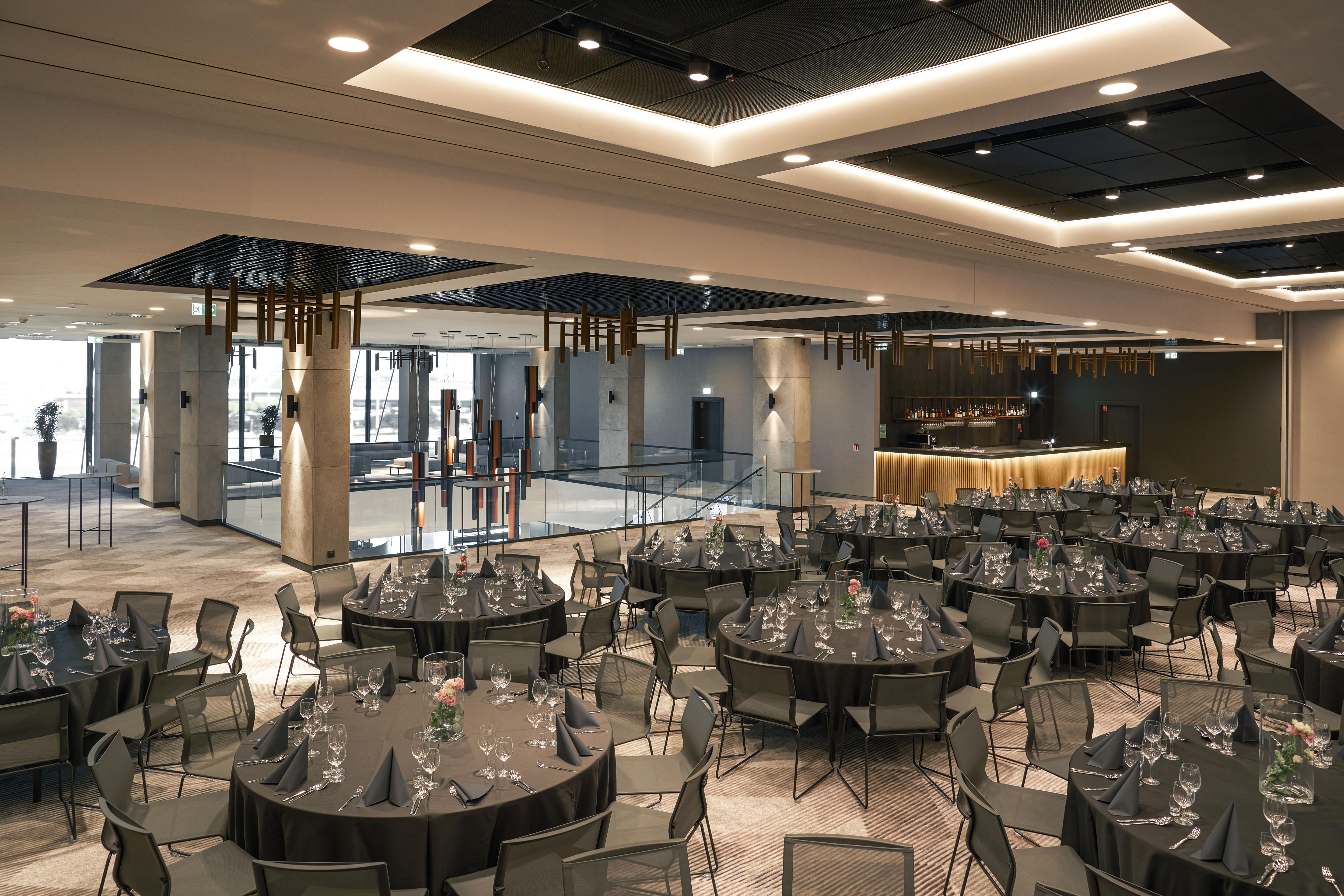 Q Hotel Plus Wroclaw Bielany Bielany Wrocławskie Buitenkant foto