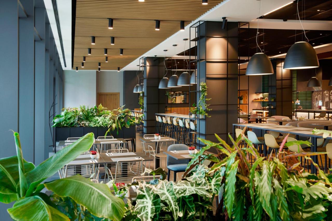 Q Hotel Plus Wroclaw Bielany Bielany Wrocławskie Buitenkant foto