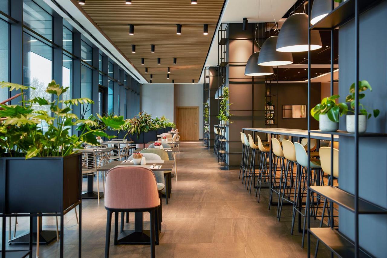 Q Hotel Plus Wroclaw Bielany Bielany Wrocławskie Buitenkant foto