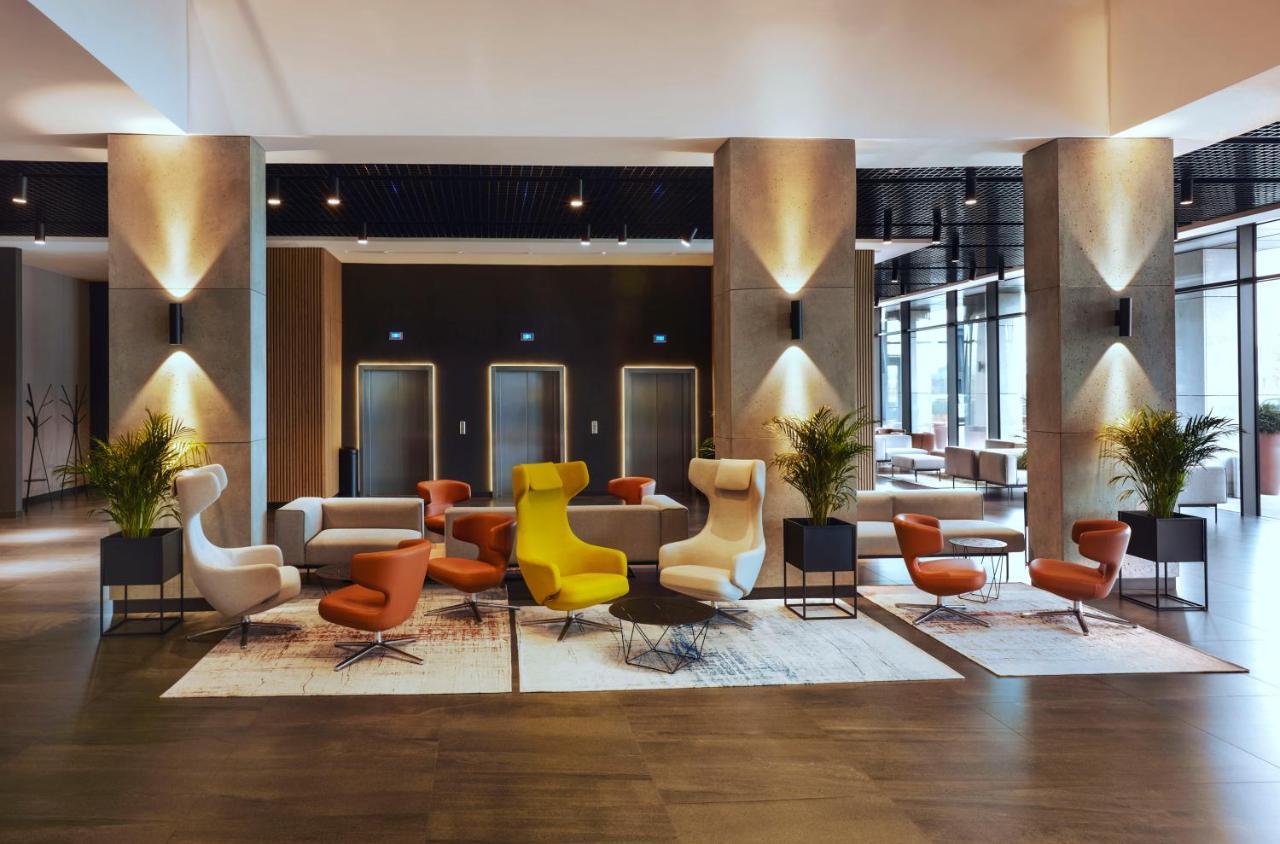 Q Hotel Plus Wroclaw Bielany Bielany Wrocławskie Buitenkant foto